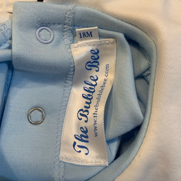 The Bumblebee 100% Pima cotton Peter Pan Collar Shirt 18m Blue and White. - Picture 2 of 3